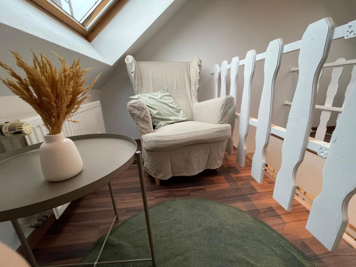 Apartment 120qm - 5 - 2 Bathrooms - Kitchen- Free Parking - Fast Wifi - Yiha *