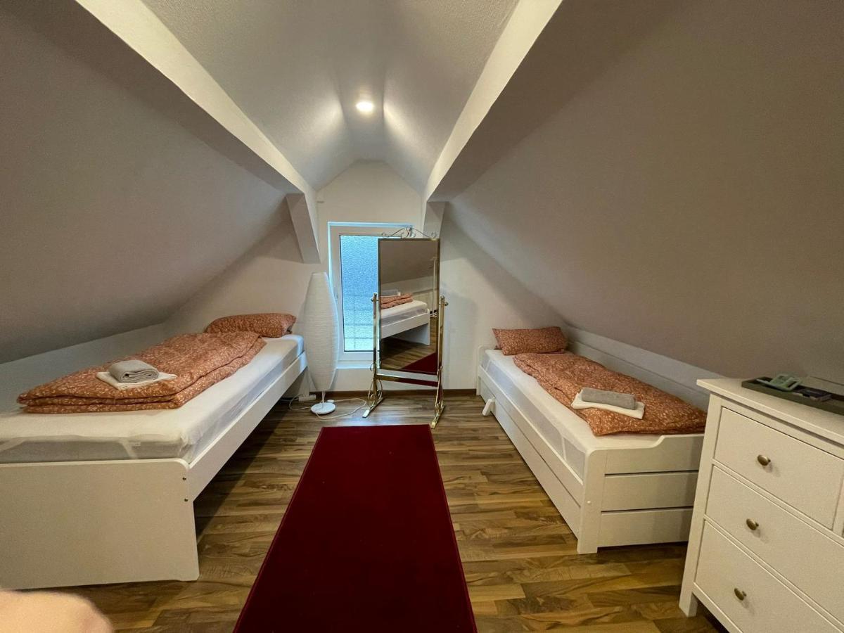 120qm - 5 - 2 Bathrooms - Kitchen- Free Parking - Fast Wifi - Yiha *